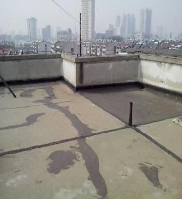 海门漏水维修 楼顶漏水是什么原因，楼顶漏水维修方法是什么?